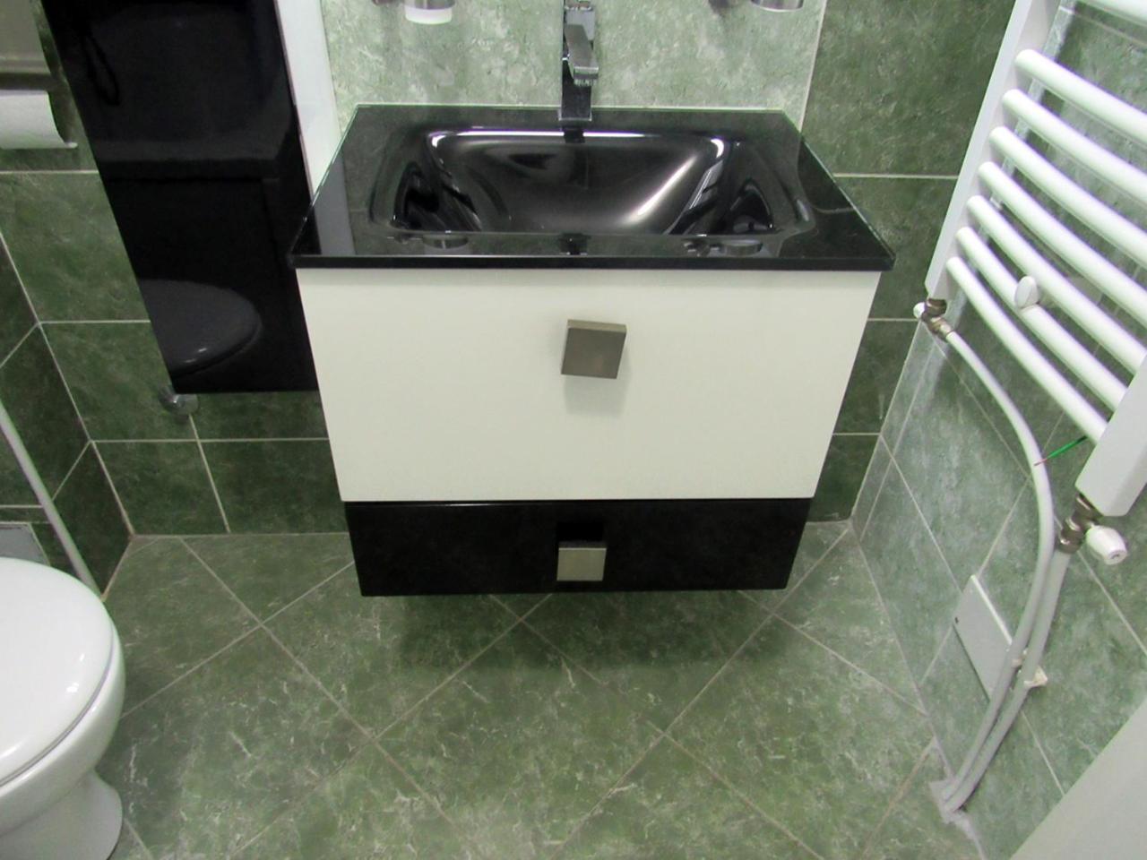 65 Square Meters Designer Apartment In Heart Of City - River View ! Park For Free Nis Exterior foto