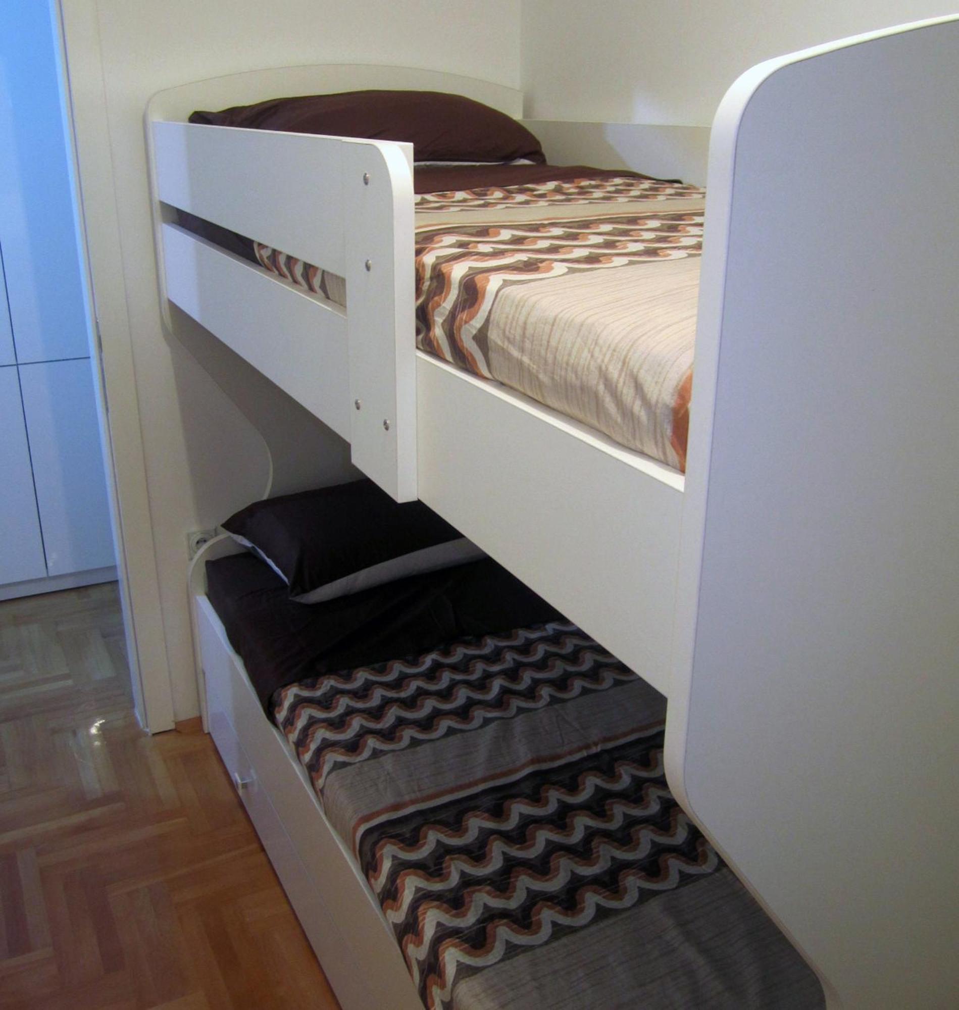 65 Square Meters Designer Apartment In Heart Of City - River View ! Park For Free Nis Exterior foto